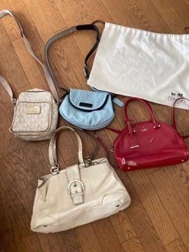 ブランドバックまとめ売り