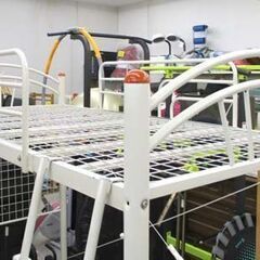 ロフトベッド シングル  ハイベッド パイプベッド 白系 ハシゴ付☆ 札幌市 北区 屯田 の画像