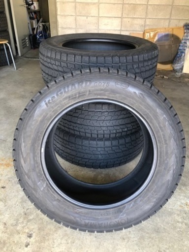 バリ山　2018年製 ヨコハマタイヤ 275/60R20 ICE GUARD 4本美品