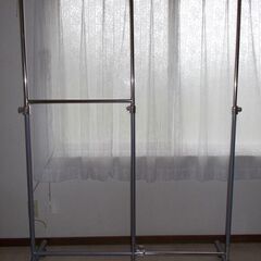 衣服ハンガー　無料　取りに来て頂ける方