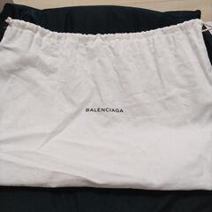 BALENCIAGA ネイビーポシェットの画像