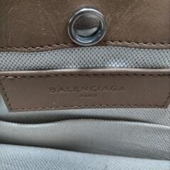 BALENCIAGA ネイビーポシェットの画像