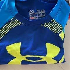 アンダーアーマー　YLG キッズ　Tシャツ　ロンT トレーナーの画像