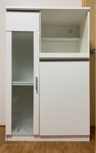 使い勝手抜群食器棚