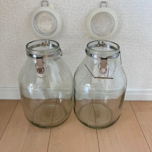 果実酒用ビン　4Ｌ　2つセット