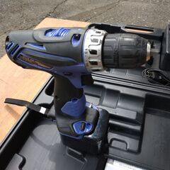 最終値下げです!HITACHI/日立12V コードレスドライバドリル FDS12DVD バッテリ×2 充電器 ケース付き 電動工具の画像
