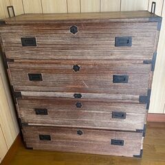 90年ぐらい前の桐の和ダンス