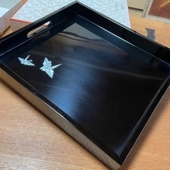 漆塗り　角盆