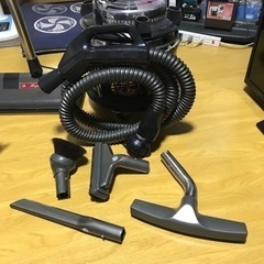 アメリカン業務用掃除機　マジョスティック・トリプルクラウンの画像