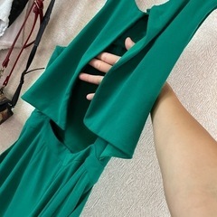 緑　オールインワン　服　レディース　パーティー　パンツ　の画像
