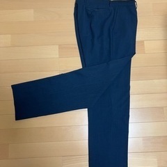 無料！スラックス2本　クールビズの画像