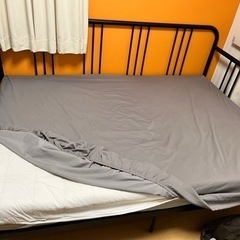 IKEA ダブル　マットレスの画像
