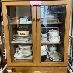 【お取引中】食器棚　0円の画像