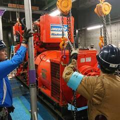 重量物（電気設備機器など）の搬入、据付作業を行います！
