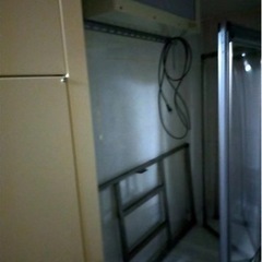 1.簡易エアーシワー　2.高圧蒸気減菌機の画像
