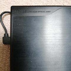外付けCD/DVDドライブ　Logitecの画像