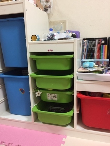 (人気)イケヤ おもちゃ棚