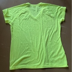 美品　UNDER ARMOUR T-シャツの画像