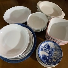 【お取引終了☑️🙇‍♀️】 食器大量(67点)    の画像