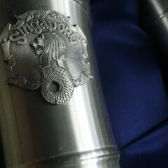 【商品名】TUMASEK PEWTER ツマセクピューター タンブラー カップ 2客セット ペアセット 【素材】	錫97%(白目/白鑞)箱入り未使用、ズッシリ重さ有、⭐長く冷たく、長く暖かく良品⭐お手数をおかけしますが、プロフィール必読ですの画像