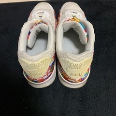NIKE ナイキAIR MAX90  NIC   国旗の画像