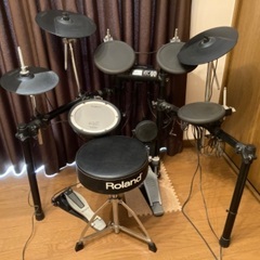 Rolandの電子ドラムセット