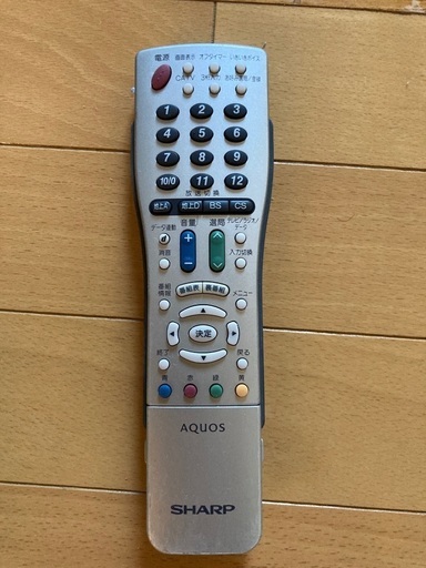 ㊳  シャープ　アクオス　液晶テレビリモコン(中古品)