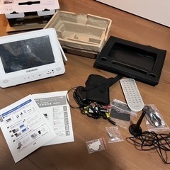 引き渡し先決定　一旦停止　防水！ポータブル　TV &DVDプレーヤーの画像