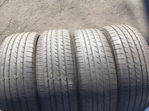 バリ山 ブルーアースRV02 215/65R16 2020年製 4本セット アルファード等