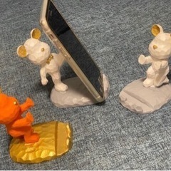 クマ　スマホスタンド