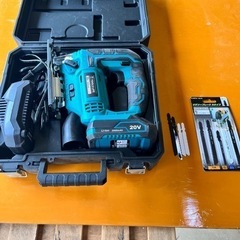 TOOLS LIFE 電動ジグソー20V 充電式ジグソーバッテリー・充電器・収納ケース付の画像