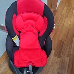 お値段相談可！現金手渡しも可☆シーツクリーニングしてからお渡し☆apricaディアターンチャイルドシート☆の画像