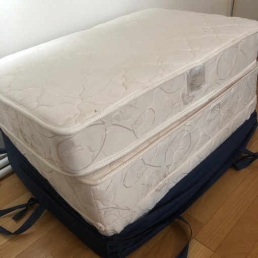 三つ折り　シングルベッドマットレス