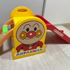 アンパンマン　滑り台　最終価格　お取引決まりました