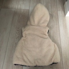 80㎝　キムラタン　リバーシブルボアベストの画像