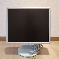 【譲ります】古いタイプのＰＣ用の液晶ディスプレイ（１７型）