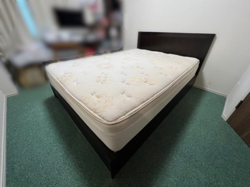 【終了】ダブルベッド　大塚家具IDC マットレス付き