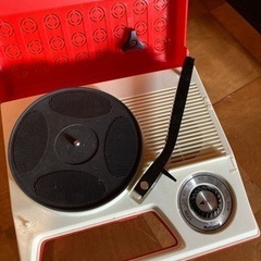 ポータブルレコードプレーヤー