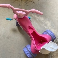 海外製Barbie三輪車の画像