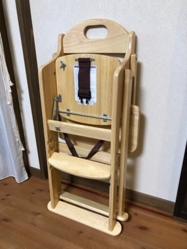美品　カトージ　ベビーチェア　木製　おまけ付