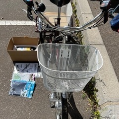 美原店　新品　ノーパンク電動アシスト三輪自転車　電動自転車　三輪自転車の画像
