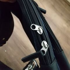 goliathのショルダーバック売りますの画像