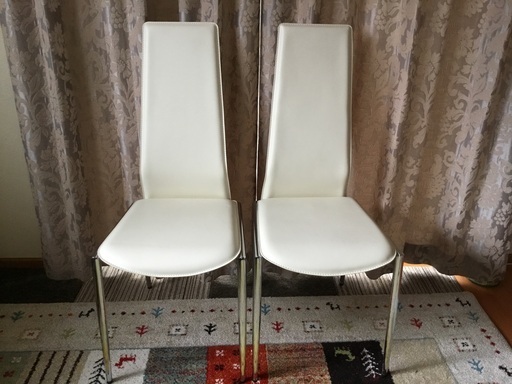 ダイニングチェアー　きれいです。