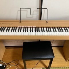 電子ピアノ　Roland 椅子つき