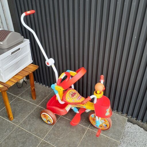 ID　029418　アンパンマン三輪車