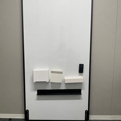 縦型 ホワイトボード 900 × 1800 mm 目立った傷や汚れなし