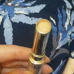 コンシーラー二点　千円の画像