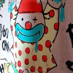 カラフルピエロＴシャツ　フリーサイズの画像