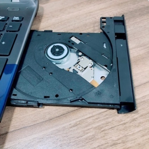 とてもオシャレなSSD搭載VAIO♪