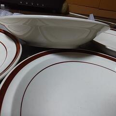 お皿　新品。少し深さある。5個セット⭐の画像